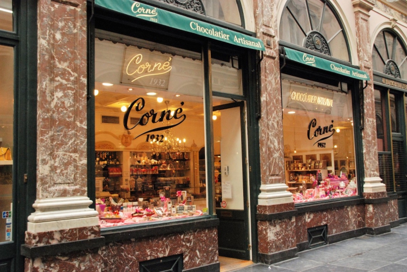 vente-MAZAUGUES-min_chocolate_chocolaterie_shop_luxury_chic_gallery_brussels_belgium-558146